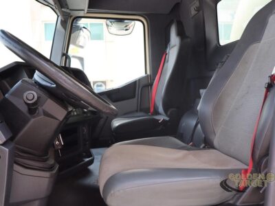 2019 Renault K380 6x4 Fuel Tank 6 Cylinder Diesel Engine Automatic Beige
