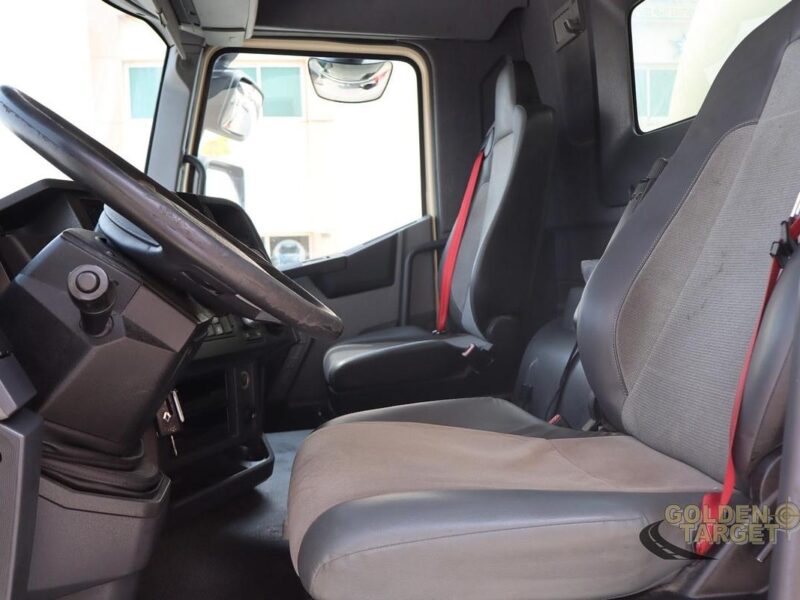 2019 Renault K380 6x4 Fuel Tank 6 Cylinder Diesel Engine Automatic Beige