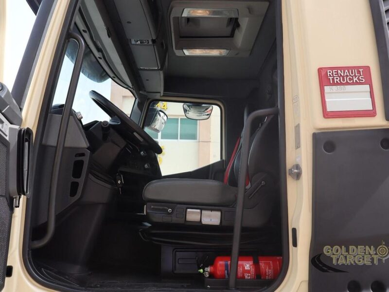2019 Renault K380 6x4 Fuel Tank 6 Cylinder Diesel Engine Automatic Beige