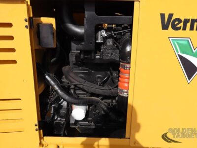 2015 VERMEER BC1200XL Brush Chipper 4 Cylinder Cummins 3.3L Diesel Engine Yellow