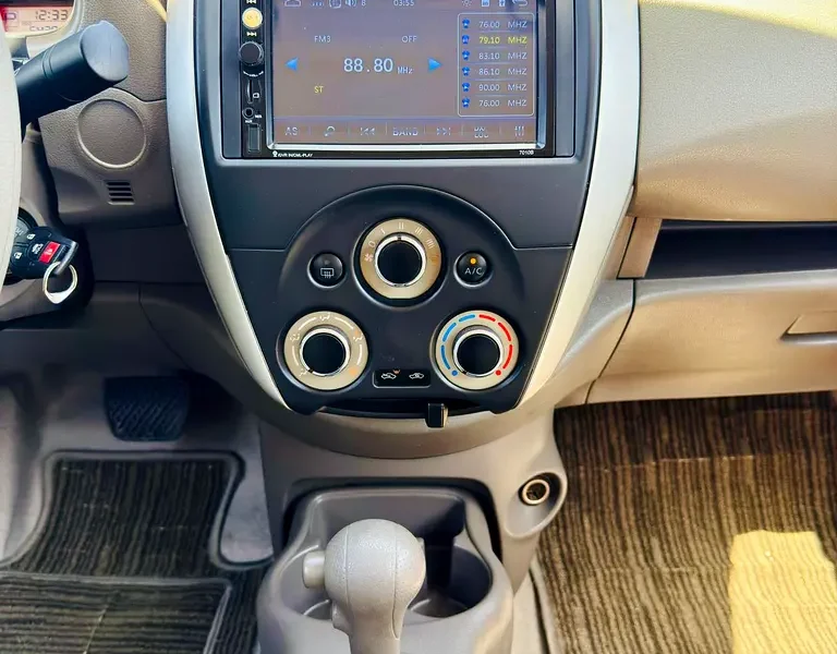 2023 Nissan Sunny 1.5 Litres 4 Cylinders Petrol Engine White Beige Sedan GCC Specs Automatic