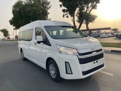 2023 TOYOTA HIACE 2.8 Litres 4 Cylinders Diesel Engine White Grey Van Automatic