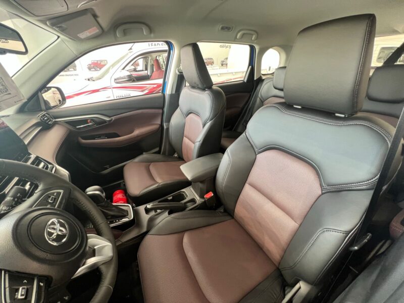 2026 TOYOTA URBAN CRUISER 1.5 Litres 4 Cylinders Petrol Engine Blue Brown SUV GCC Specs