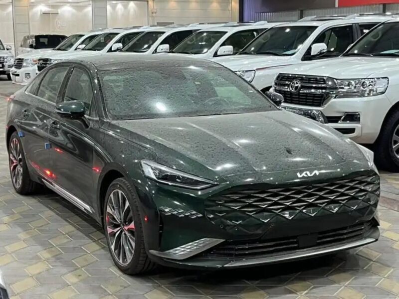 2026 Kia K8 2.5 Litres 4-Cylinder Petrol Engine Green Brown Luxury Sedan GCC Specs Automatic