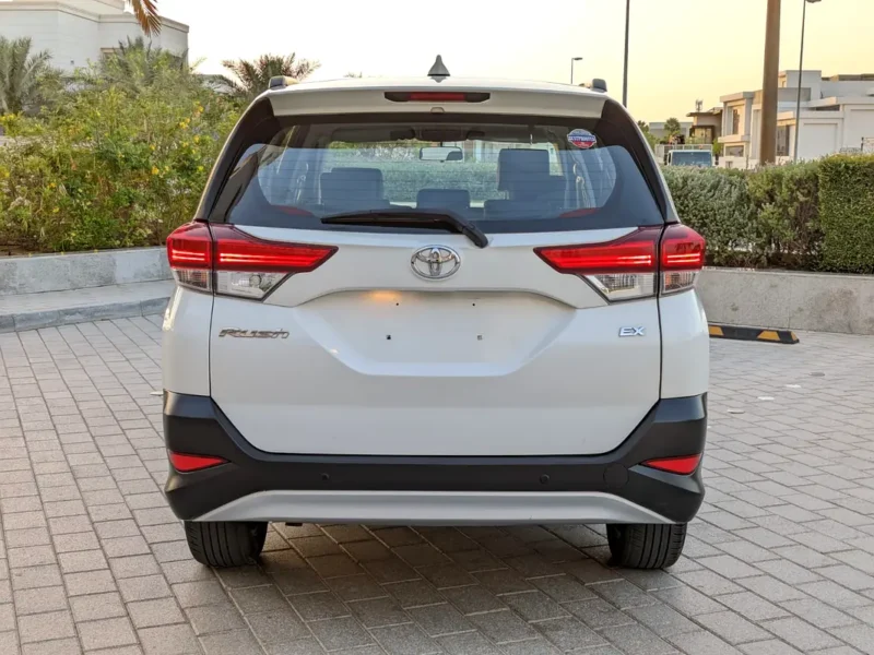 2022 Toyota Rush EX 1.5L 4-Cylinder Petrol Engine White Black SUV GCC Specs Excellent Condition