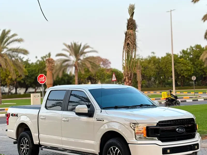 2019 Ford F-150 XL 8 Cylinders Petrol Engine White Beige Pickup Truck GCC Specs Automatic