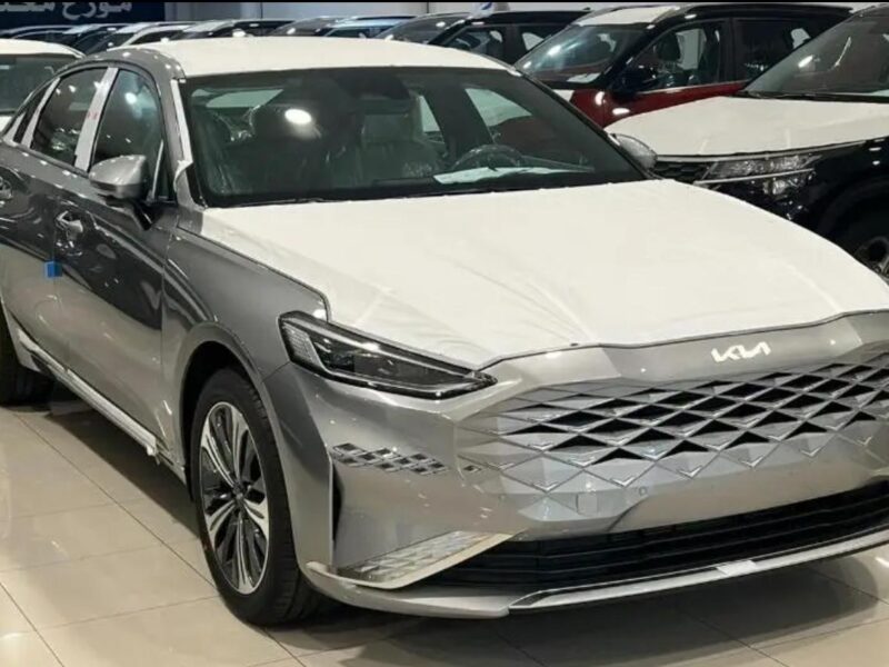 2026 Kia K8 2.5 Litres 4-Cylinder Petrol Engine Grey Beige Luxury Sedan GCC Specs Automatic