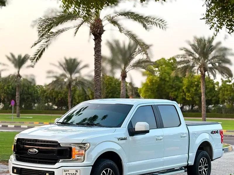 2019 Ford F-150 XL 8 Cylinders Petrol Engine White Beige Pickup Truck GCC Specs Automatic