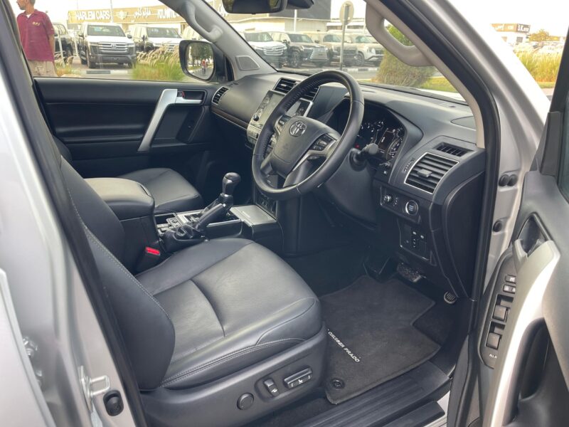 2023 Toyota Land Cruiser Prado 2.8 Litres 4 Cylinders Diesel Engine Silver Black SUV Automatic