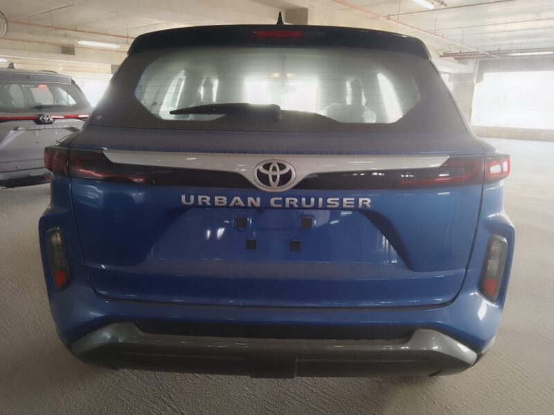 2026 TOYOTA URBAN CRUISER 1.5 Litres 4 Cylinders Petrol Engine Blue Brown SUV GCC Specs