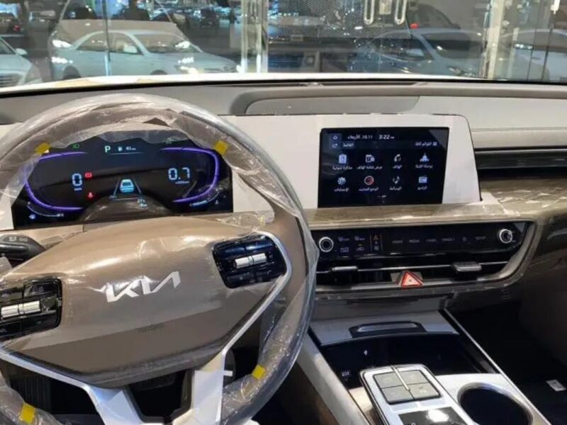2026 Kia K8 2.5 Litres 4-Cylinder Petrol Engine Grey Beige Luxury Sedan GCC Specs Automatic