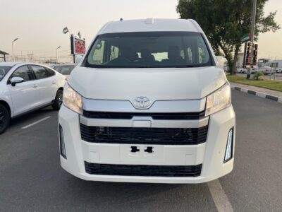 2023 TOYOTA HIACE 2.8 Litres 4 Cylinders Diesel Engine White Grey Van Automatic