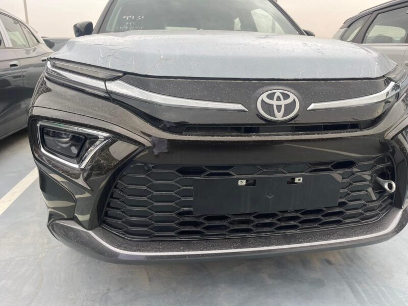 2026 TOYOTA URBAN CRUISER 1.5 Litres 4 Cylinders Petrol Engine Black Brown SUV GCC Specs