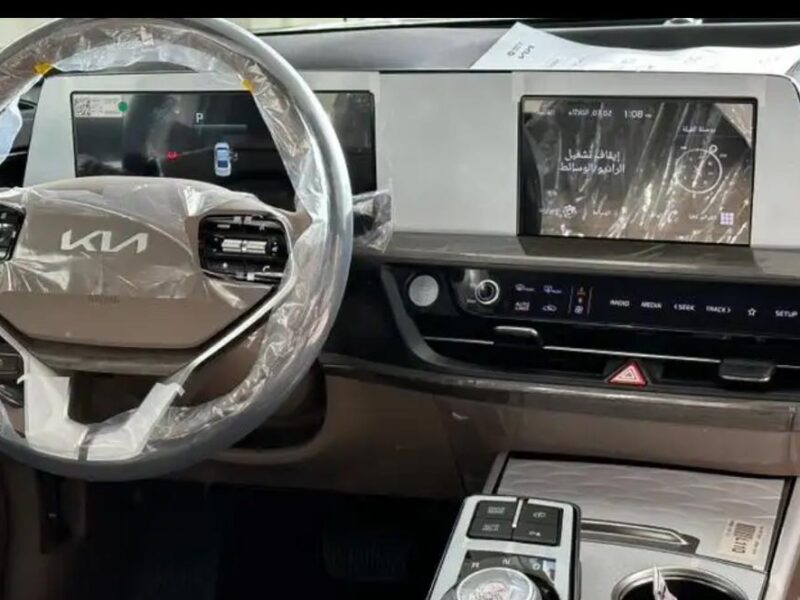 2026 Kia K8 2.5 Litres 4-Cylinder Petrol Engine Green Brown Luxury Sedan GCC Specs Automatic
