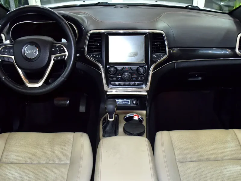 2016 Jeep Grand Cherokee Limited 6 Cylinders Petrol Engine White Beige SUV GCC Specs Automatic