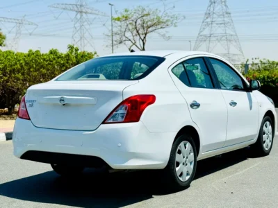 2023 Nissan Sunny 1.5 Litres 4 Cylinders Petrol Engine White Beige Sedan GCC Specs Automatic