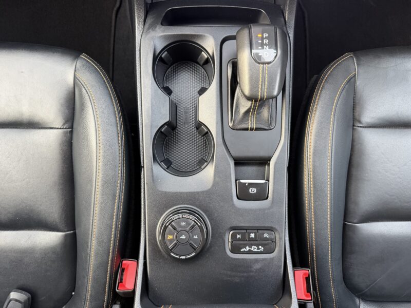 2024 FORD RANGER WILDTRAK 2.0L Bi-Turbo 4 Cylinders Diesel Engine Yellow Black Pickup