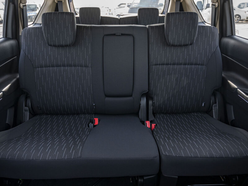 2026 Toyota Rumion 1.5-liter 4 Cylinders Petrol Engine Blue Black SUV GCC Specs Automatic