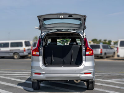 2026 Toyota Rumion 1.5-liter 4 Cylinders Petrol Engine Silver Black SUV GCC Specs Automatic