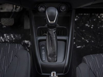2026 Toyota Rumion 1.5-liter 4 Cylinders Petrol Engine Silver Black SUV GCC Specs Automatic