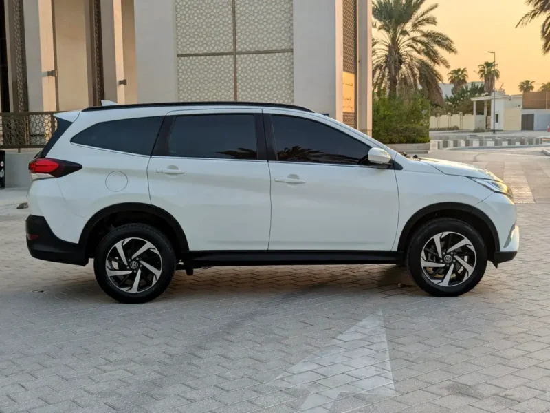 2020 Toyota Rush EX 1.5L 4-Cylinder Petrol Engine White Black SUV GCC Specs Excellent Condition