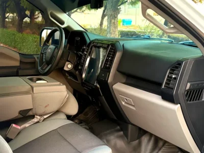 2019 Ford F-150 XL 8 Cylinders Petrol Engine White Beige Pickup Truck GCC Specs Automatic