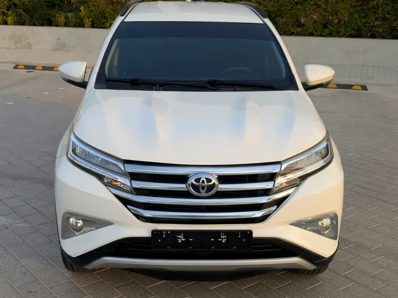 2020 Toyota Rush EX 1.5L 4-Cylinder Petrol Engine White Black SUV GCC Specs Excellent Condition