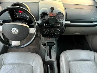 2006 Volkswagen Beetle 2.0 Litres 4-cylinder Petrol Engine White Hatchback Japanese Specs