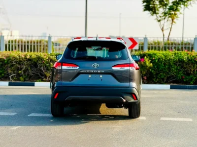 2025 Toyota Corolla Cross 1.8 Litres 4 Cylinders Petrol Engine Grey Red SUV GCC Specs