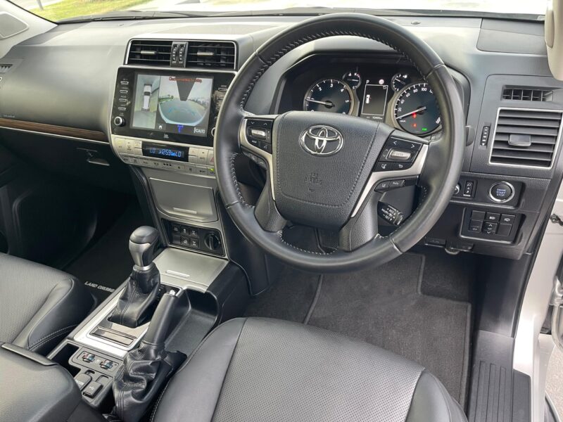 2023 Toyota Land Cruiser Prado 2.8 Litres 4 Cylinders Diesel Engine Silver Black SUV Automatic