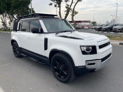 2024 Land Rover Defender 3.0-Liter Turbocharged 6 Cylinders Petrol Engine White Black SUV