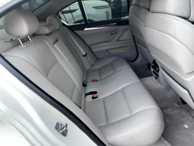 2011 BMW 5-Series 550i 8 Cylinders Petrol Engine White Beige Sedan Japanese Specs