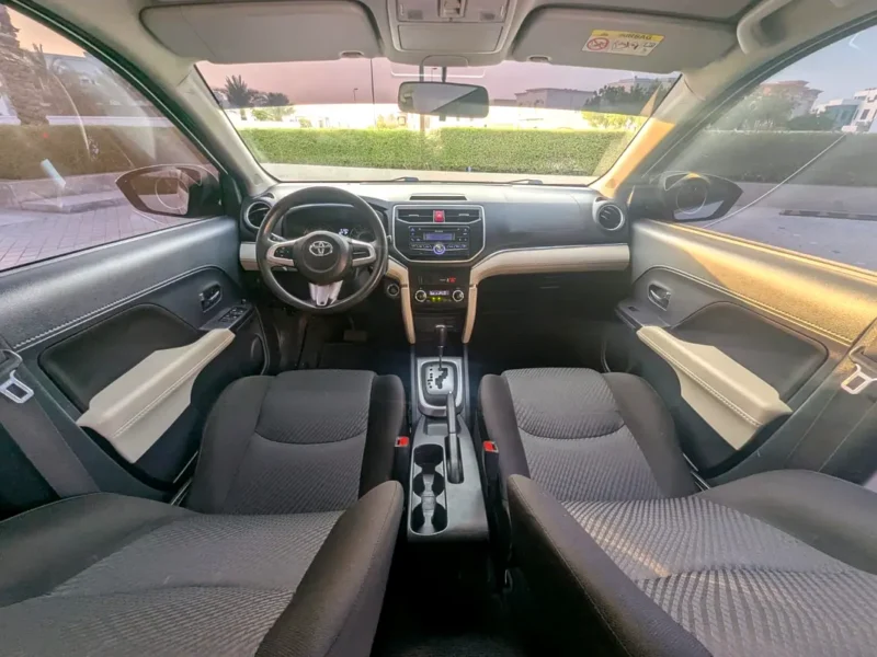 2020 Toyota Rush EX 1.5L 4-Cylinder Petrol Engine White Black SUV GCC Specs Excellent Condition