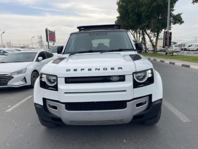 2024 Land Rover Defender 3.0-Liter Turbocharged 6 Cylinders Petrol Engine White Black SUV