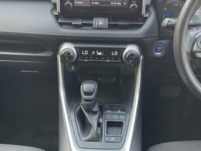 2020 TOYOTA RAV 4 HYBRID 2.5-liter 4-Cylinder Engine Black Grey SUV Automatic CLEAN CAR