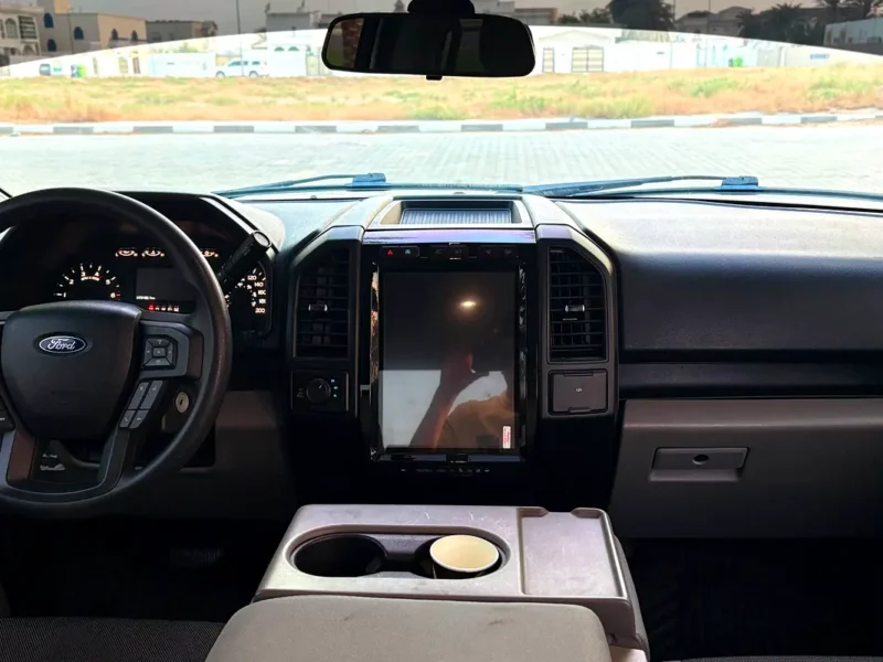 2019 Ford F-150 XL 8 Cylinders Petrol Engine White Beige Pickup Truck GCC Specs Automatic