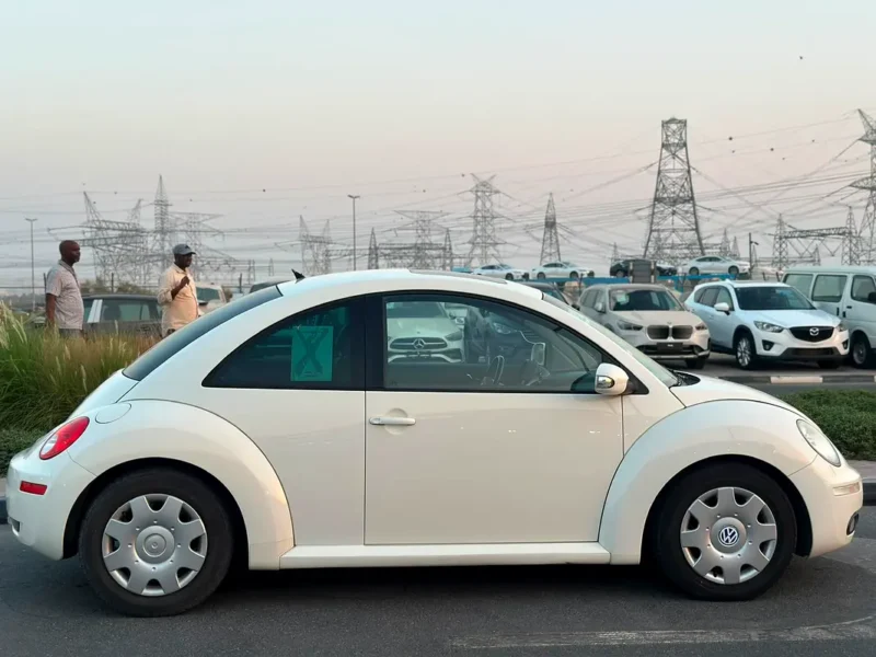 2006 Volkswagen Beetle 2.0 Litres 4-cylinder Petrol Engine White Hatchback Japanese Specs