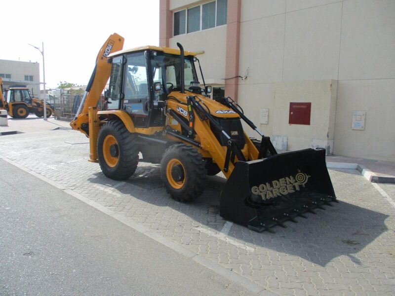 2025 JCB 3DX PLUS 4x4 Backhoe Loader 4 Cylinder Diesel Engine Yellow