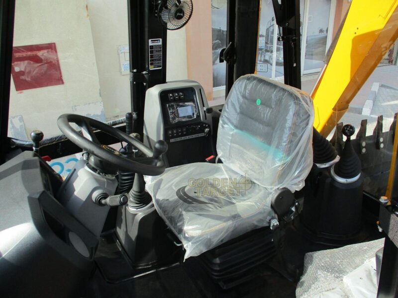 2025 JCB 3DX PLUS 4x4 Backhoe Loader 4 Cylinder Diesel Engine Yellow