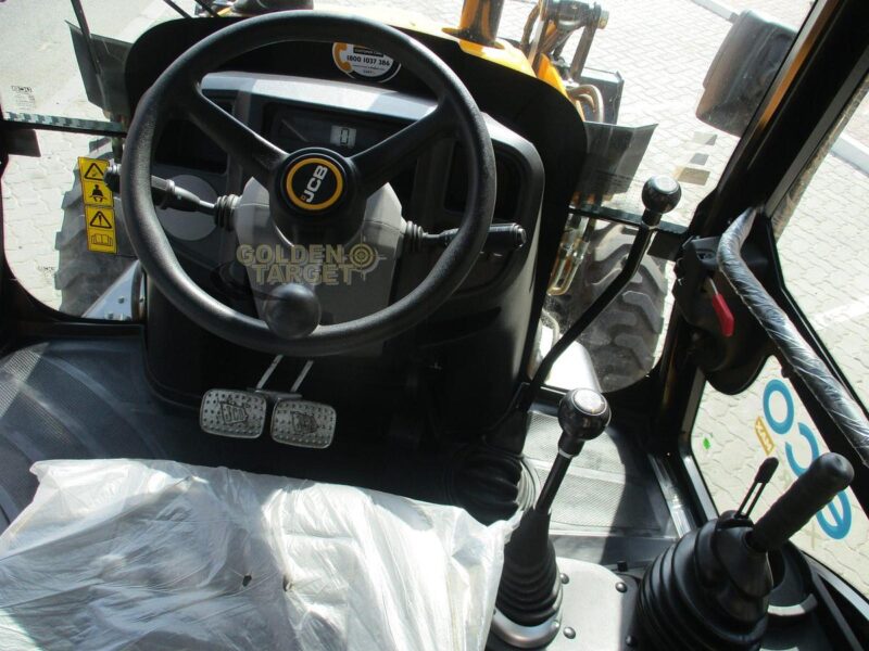2025 JCB 3DX PLUS 4x4 Backhoe Loader 4 Cylinder Diesel Engine Yellow