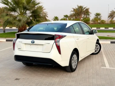 2017 Toyota Prius Eco 4 Cylinders Hybrid Engine White Black Hatchback Extremely Fuel Efficient