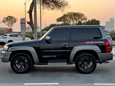 2023 Nissan Patrol Safari Super Safari 4.8L VTC 6 Cylinder Petrol Engine Black Tan SUV GCC