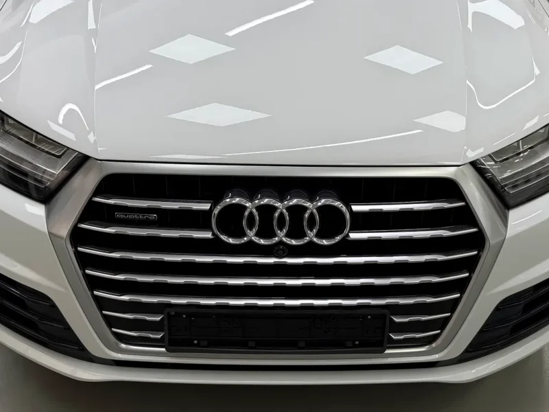 2016 Audi Q7 45 TFSI quattro S line 3.0L V6 Supercharged Petrol Engine White Brown SUV GCC