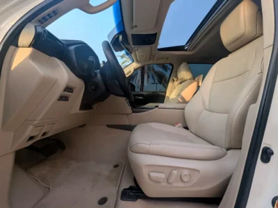 2022 Toyota Land Cruiser VX 3.5 Litres 6 Cylinders Diesel Engine White Beige SUV GCC Specs