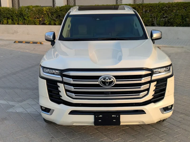 2022 Toyota Land Cruiser VX 3.5 Litres 6 Cylinders Diesel Engine White Beige SUV GCC Specs
