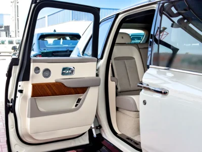 2026 Rolls-Royce Cullinan Silver Badge 6.75 Litres Twin-Turbo V12 Petrol Engine White SUV