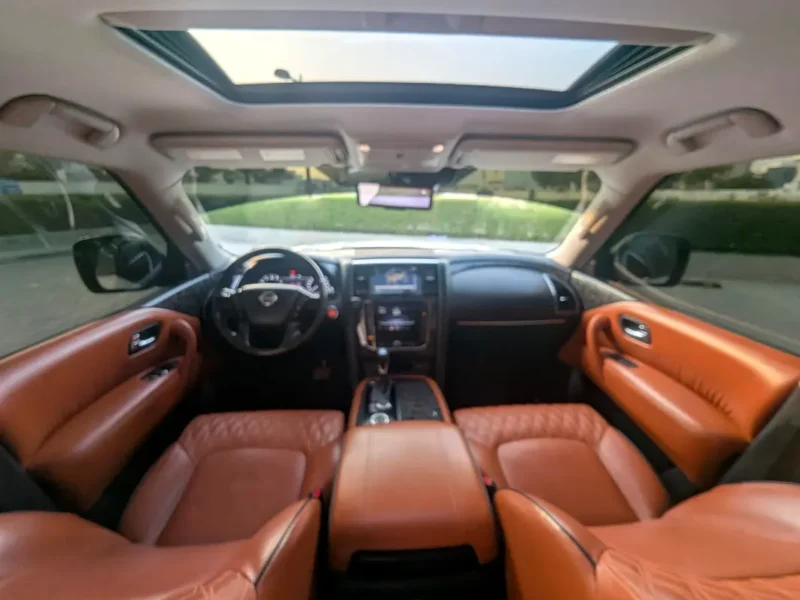 2020 Nissan Patrol SE Platinum 4.0 Litres 6 Cylinders Petrol Engine White Tan SUV GCC Specs