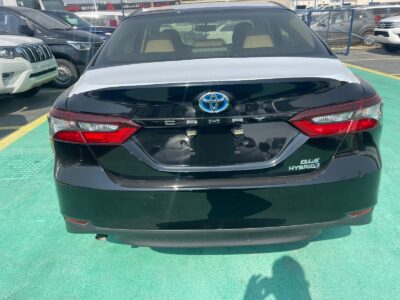 2024 Toyota Camry 2.5 Litres 4-Cylinders Petrol Engine Black Beige Sedan GCC Specs FWD