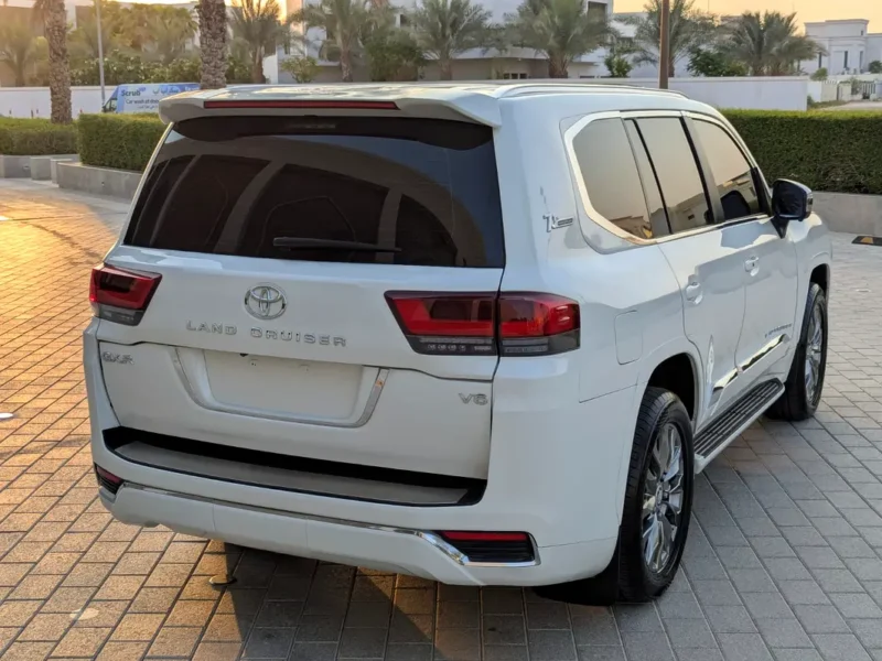 2015 Toyota Land Cruiser GXR Facelifted 2025 4.0L 6 Cylinders Petrol Engine White Red SUV GCC