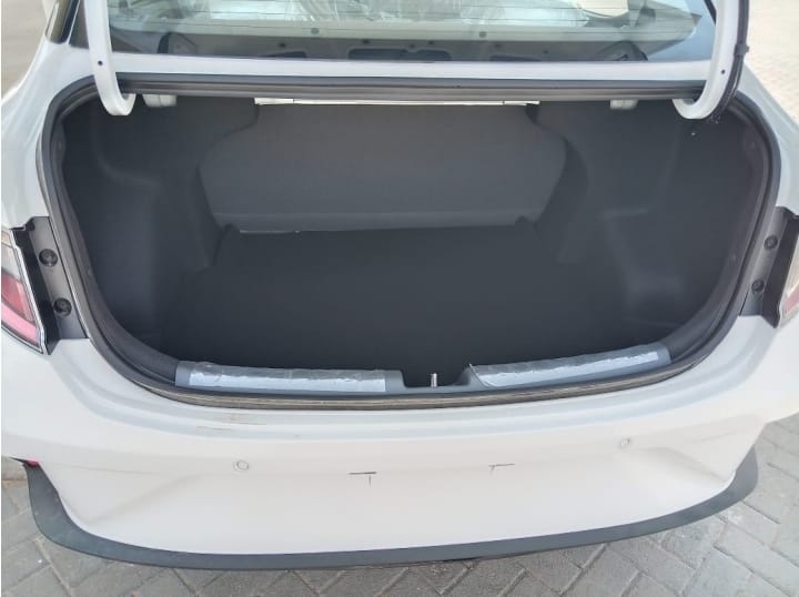 2024 Hyundai i10 1.2 Litres 3 Cylinders Petrol Engine White Beige Compact Hatchback GCC